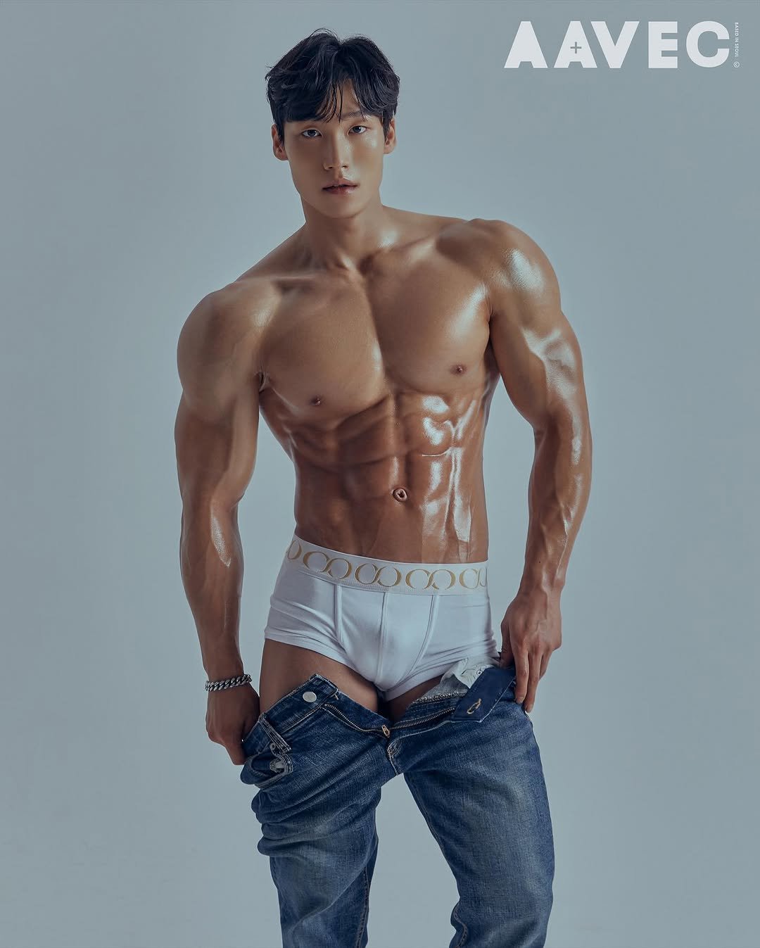 byeongkyu_yu 게시물 이미지: -
보이는게 다가 아니다

with @studioaavec 
Photography...
