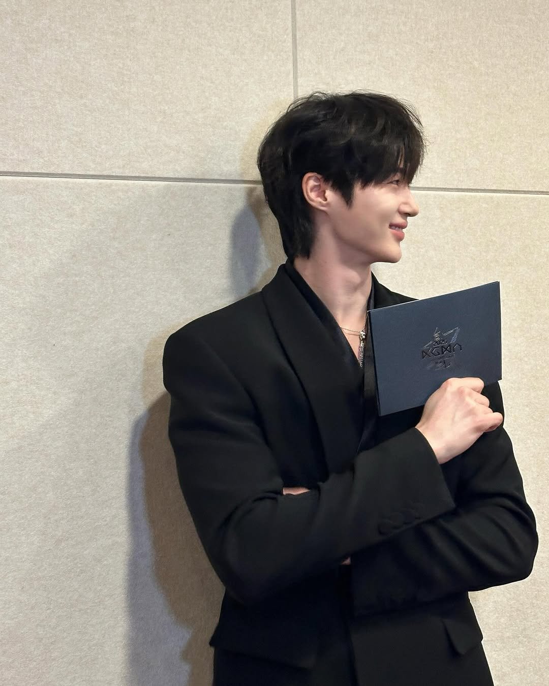 Photo by 변우석  Woo Seok Byeon on November 16, 2025. May be an image of bolo tie and text.