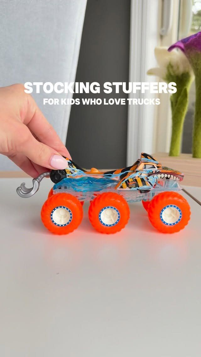 bymelissakate 게시물 이미지: Comment TRUCKS for links! Awesome Black Friday...