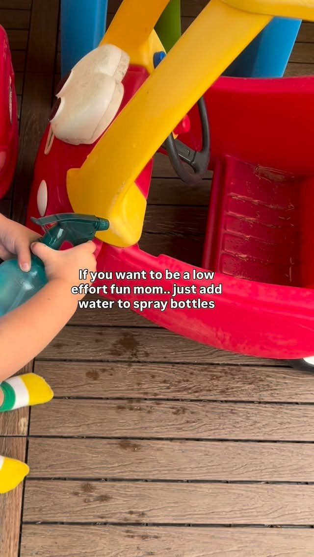 bymelissakate 게시물 이미지: And let them free to spray and clean what ever...