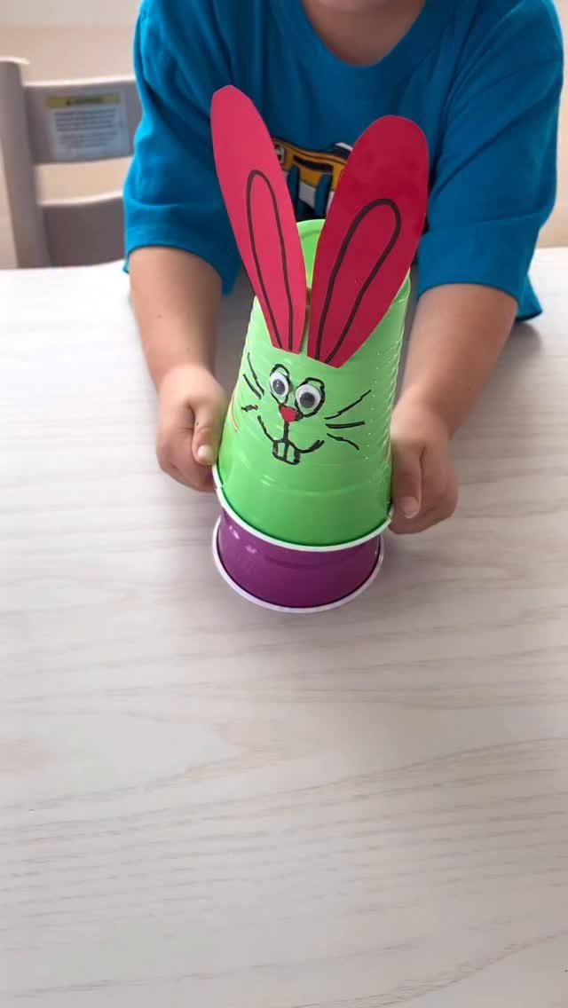 bymelissakate 게시물 이미지: Bunny Hop Cups 🐰 a fun Easter activity! ❤️...