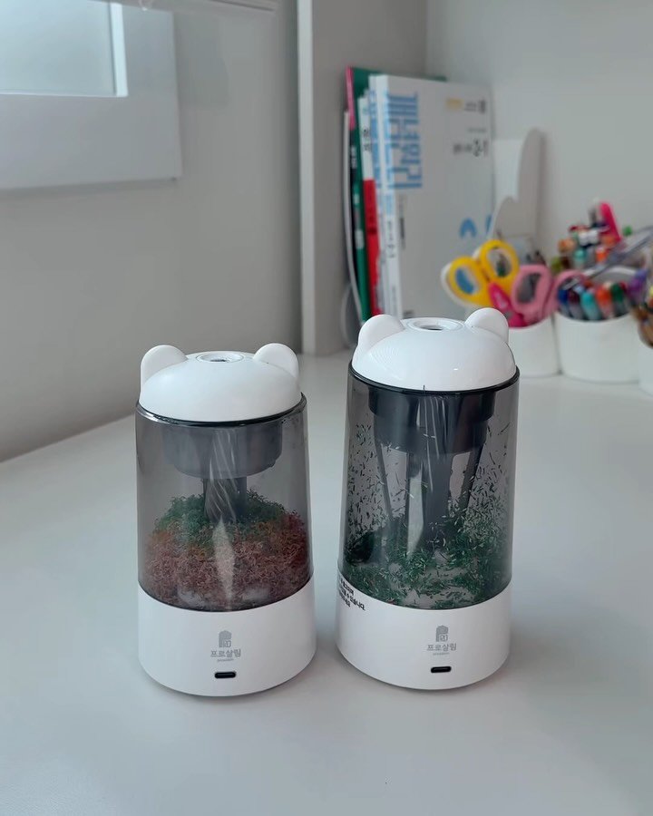 bymiroom 게시물 이미지: 오토베어 연필 깎이는
일반형과 점보형 두가지가 있는데
피드 보시면 쉽게...