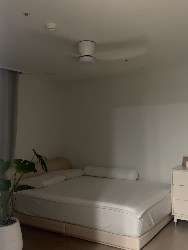 bymiroom 게시물 이미지: 인디에어 실링팬은 주문량이 많아
110cm는 7월 초 발송
135cm는 6월 중순...
