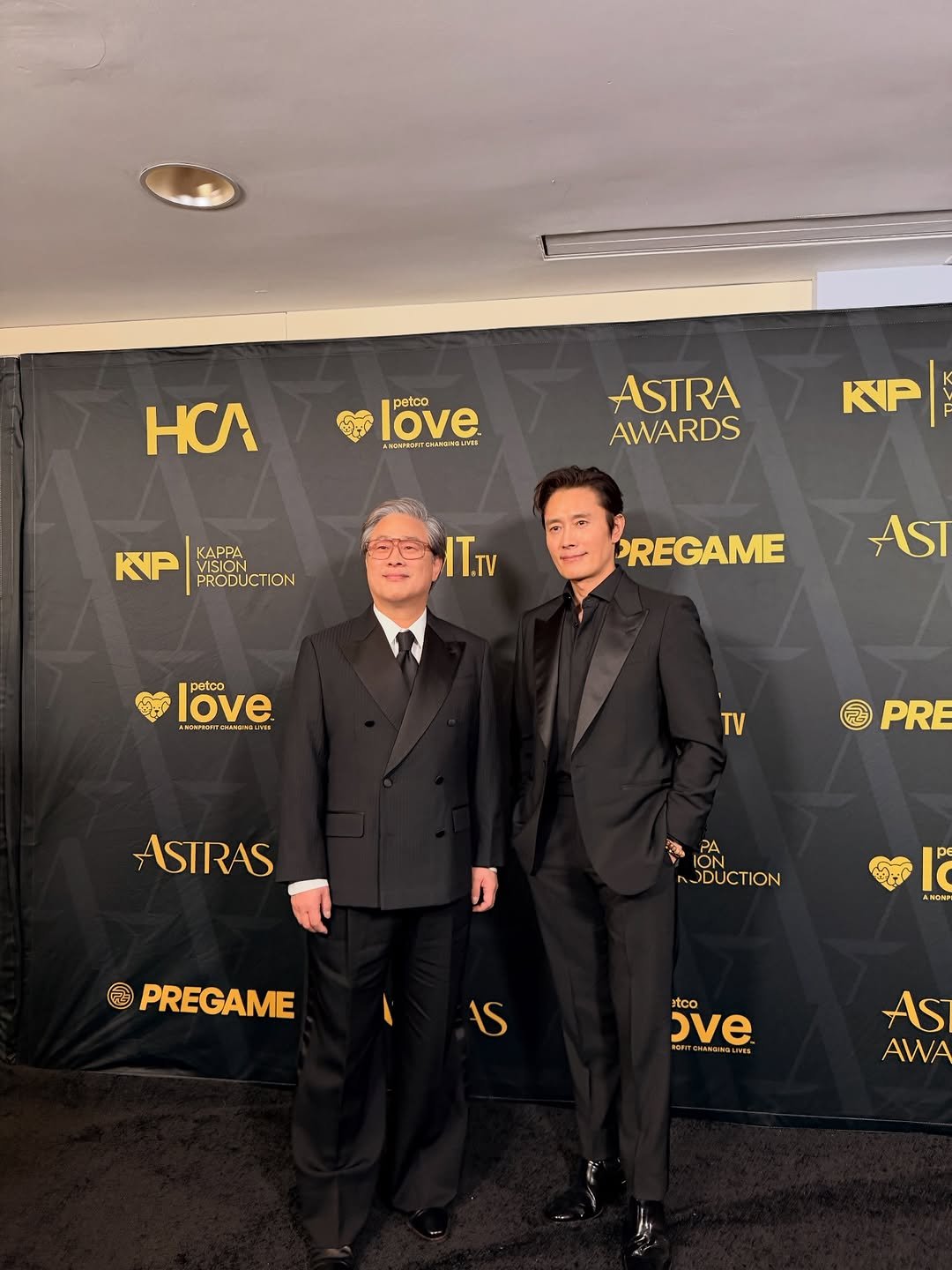 Photo by LeeByungHun 이병헌 on January 16, 2026. May be an image of suit, dinner jacket and carpet.