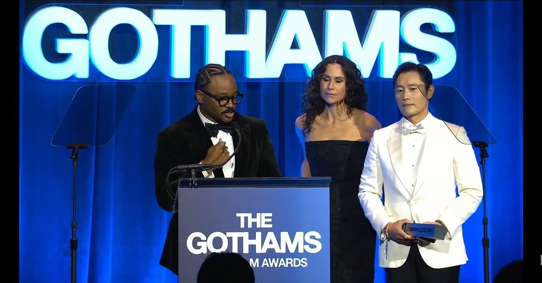 Photo by LeeByungHun 이병헌 on December 03, 2025. May be an image of Superman and text that says 'GOTHAMS THE GOTHAMS M AWARDS'.