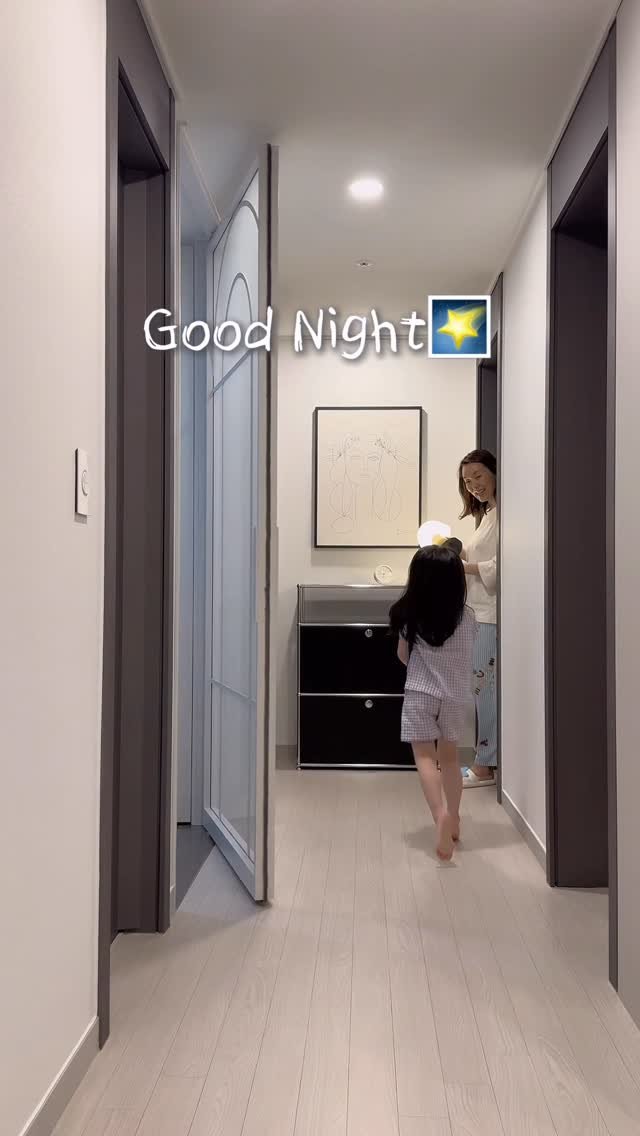byzijjel 게시물 이미지: 엄마 하루 백번 부르는 곤듀님🤭
저녁밥 먹다 엄마 다음주 여행가서 몇밤 자고올게...