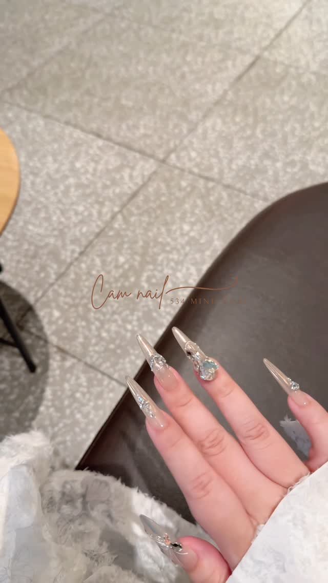 c.a.m_nail 게시물 이미지: Móng xinh by mẹ Cam
Nhận làm Nailbox theo yêu...