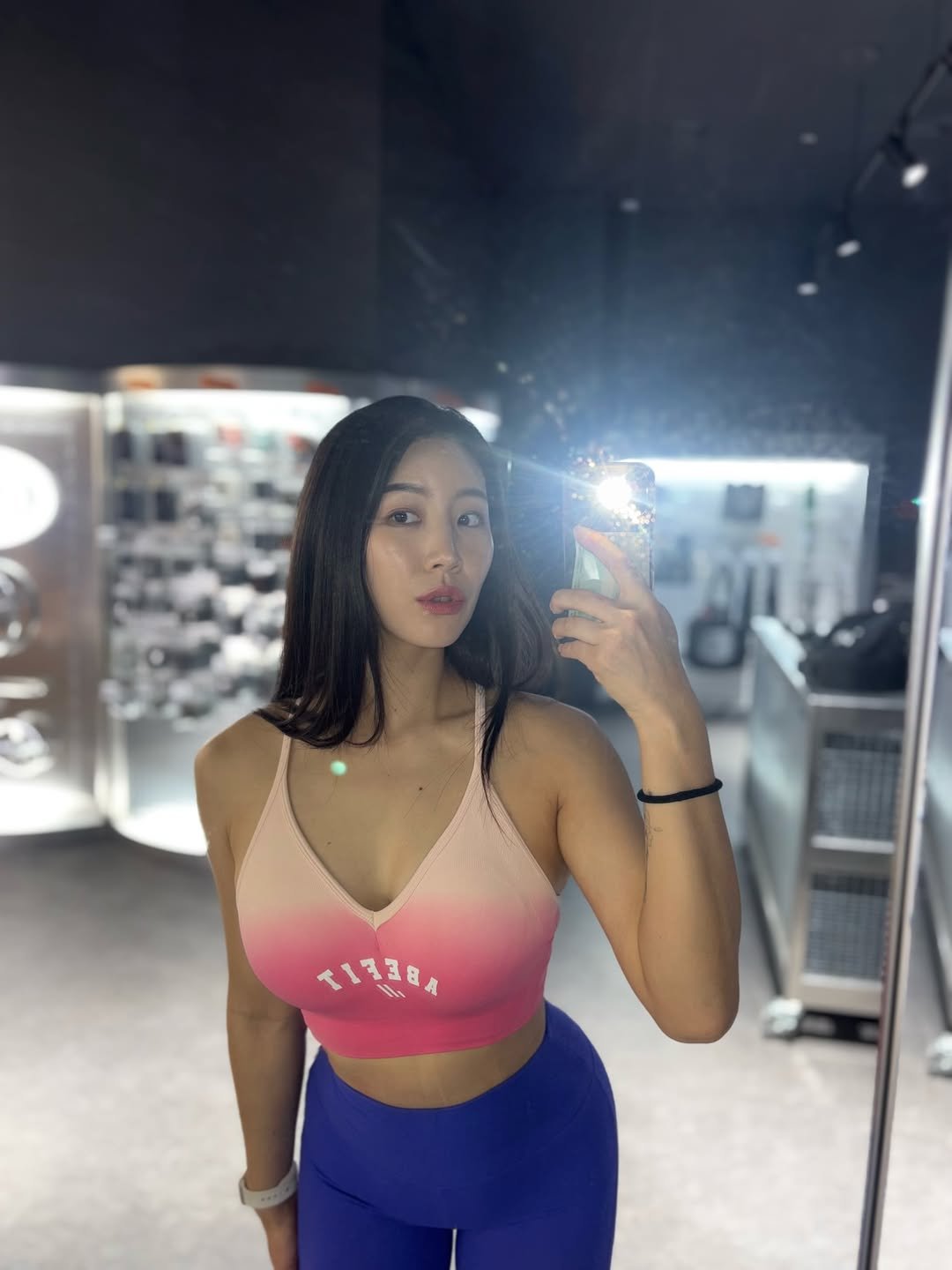 c__ssuna 게시물 이미지: 올라잇짐  드뎌 방문🩵
.
.
.
옷은 @abe_fit_...