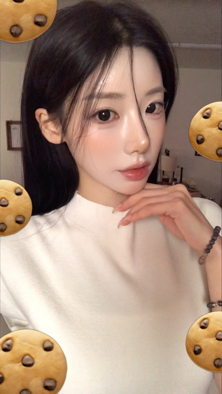 c_dbfl 게시물 이미지: 마니 늦은 쿠키ㅜㅠ 안경만 쓰면 사마귀관상이 됨;