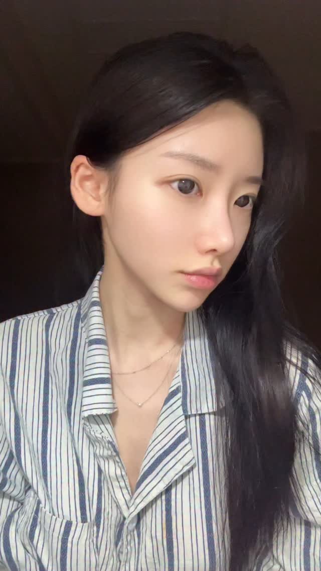 c_dbfl 게시물 이미지: 귀찮은 거 싫어하는 사람 주목..👀 
토너-센스 하나로 끝내는 여름 수분 루틴!...