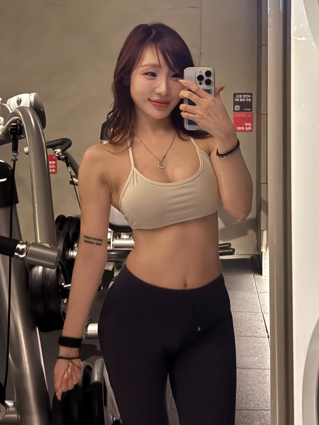 c_heri_sh 게시물 이미지: 폴댄스가 내 두쫀 아니 봄동 아니 버떡 아니 너