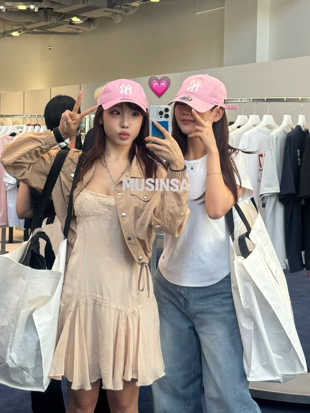 c_heri_sh 게시물 이미지: 오래간만이죠? 너무 힘든 한 주였거든요 그만큼 성장하겠지🐥