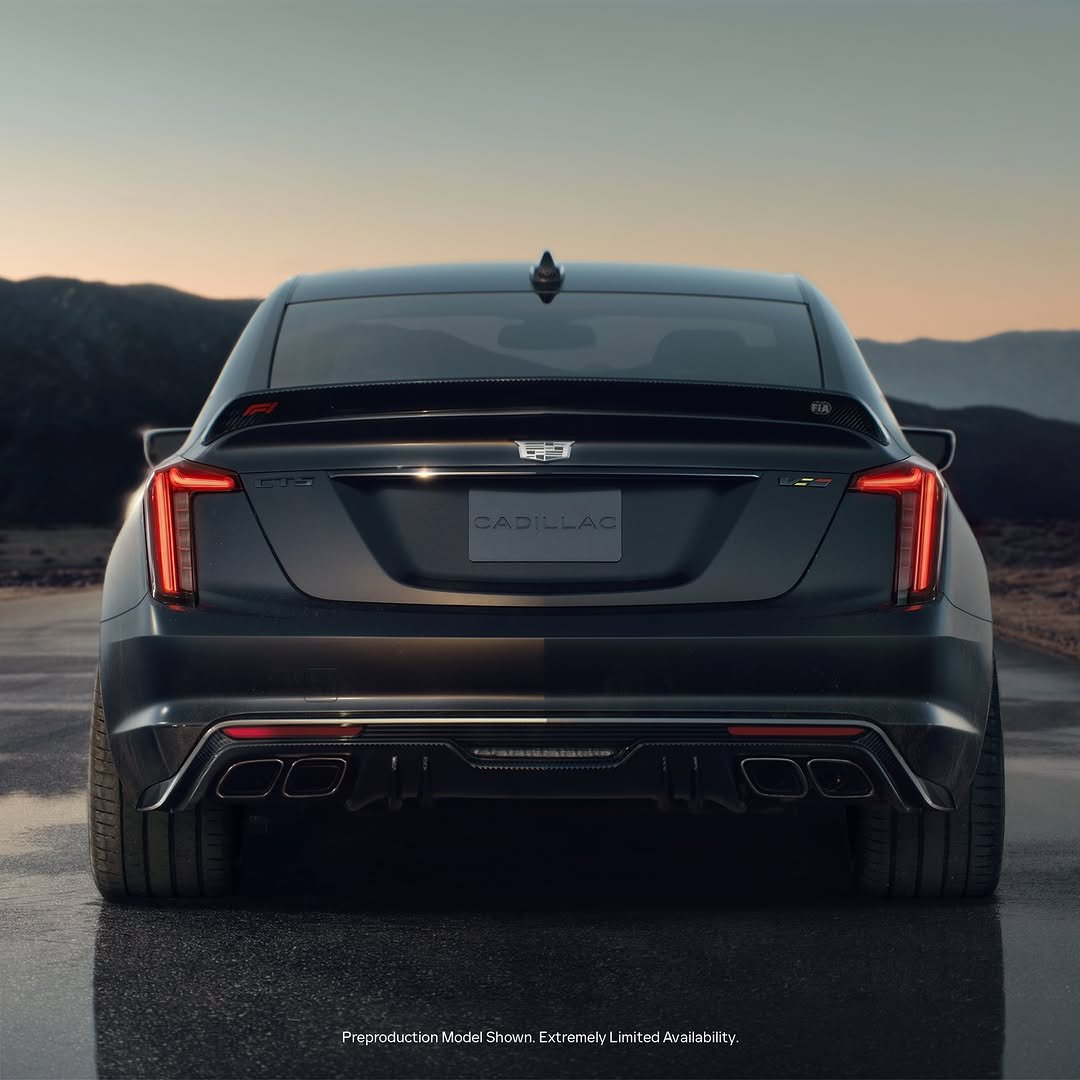 cadillac 게시물 이미지: Performance on a whole new level. Meet the...