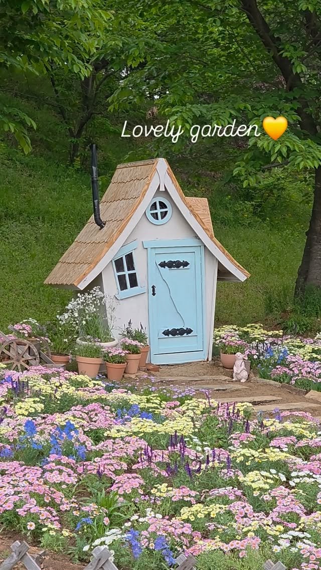 cafe_leesooop 게시물 이미지: 이숲 새로운 동화속 정원이 생겼어요🏡🩷💛✨🌷

데이지도 열심히 피고있어요🫶🏻