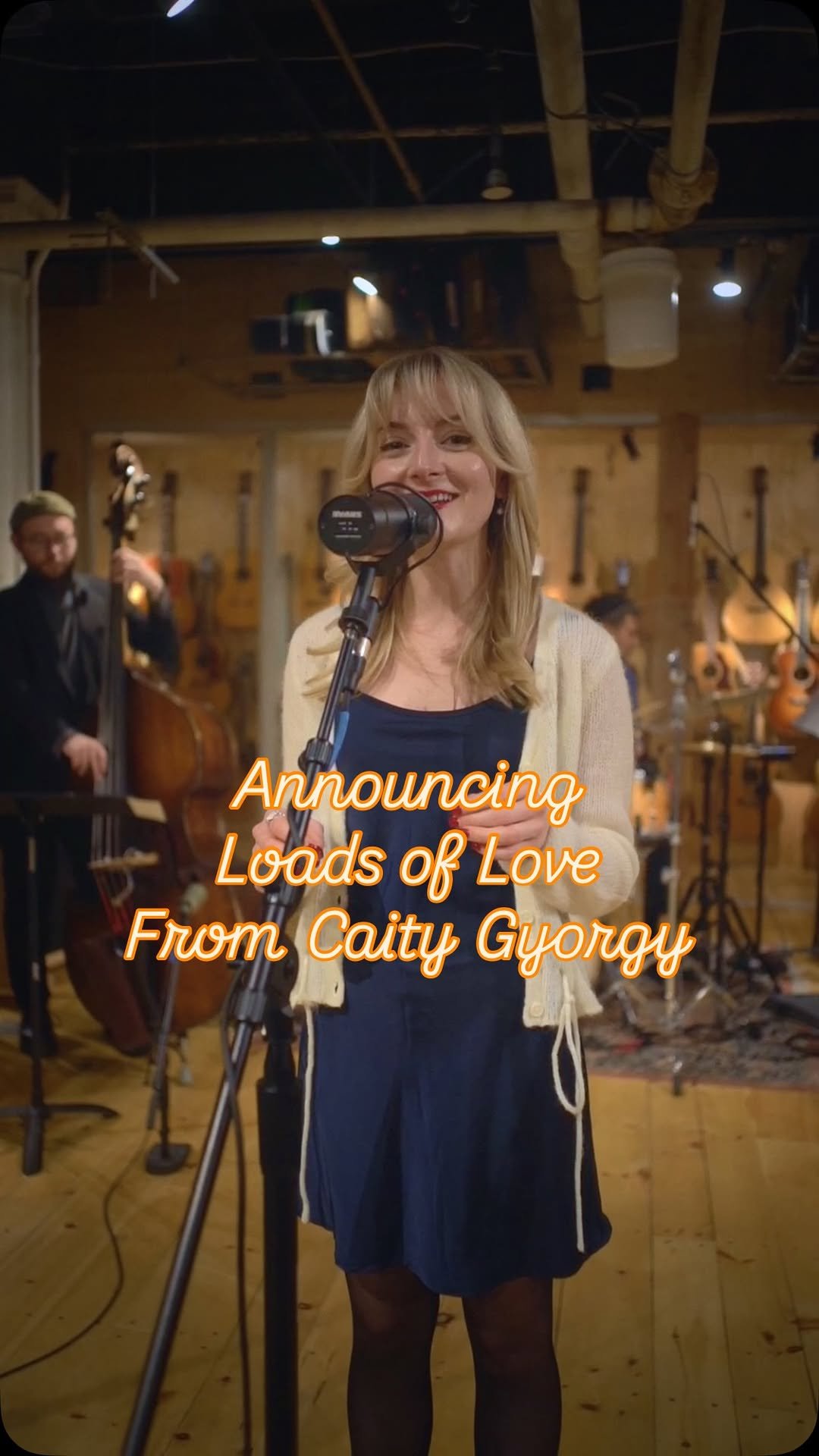 caitygyorgy 게시물 이미지: Announcing Loads of Love, the new record from...
