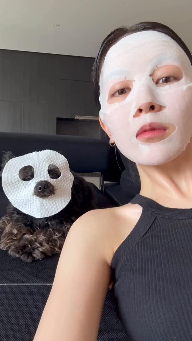 cami_kana 게시물 이미지: 私もほしい？🐈‍⬛💆‍♀️ Do I want one...