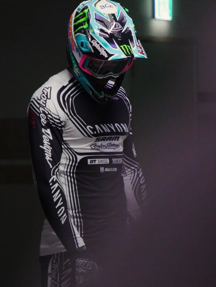 canyon 게시물 이미지: We’re just here for the racing 🇰🇷 😤

#CanyonBikes #MTB