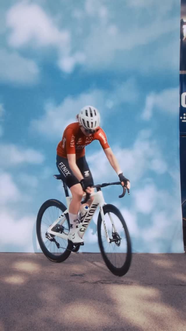 canyon 게시물 이미지: Where’s @puckpieterse’s happy place? Right...