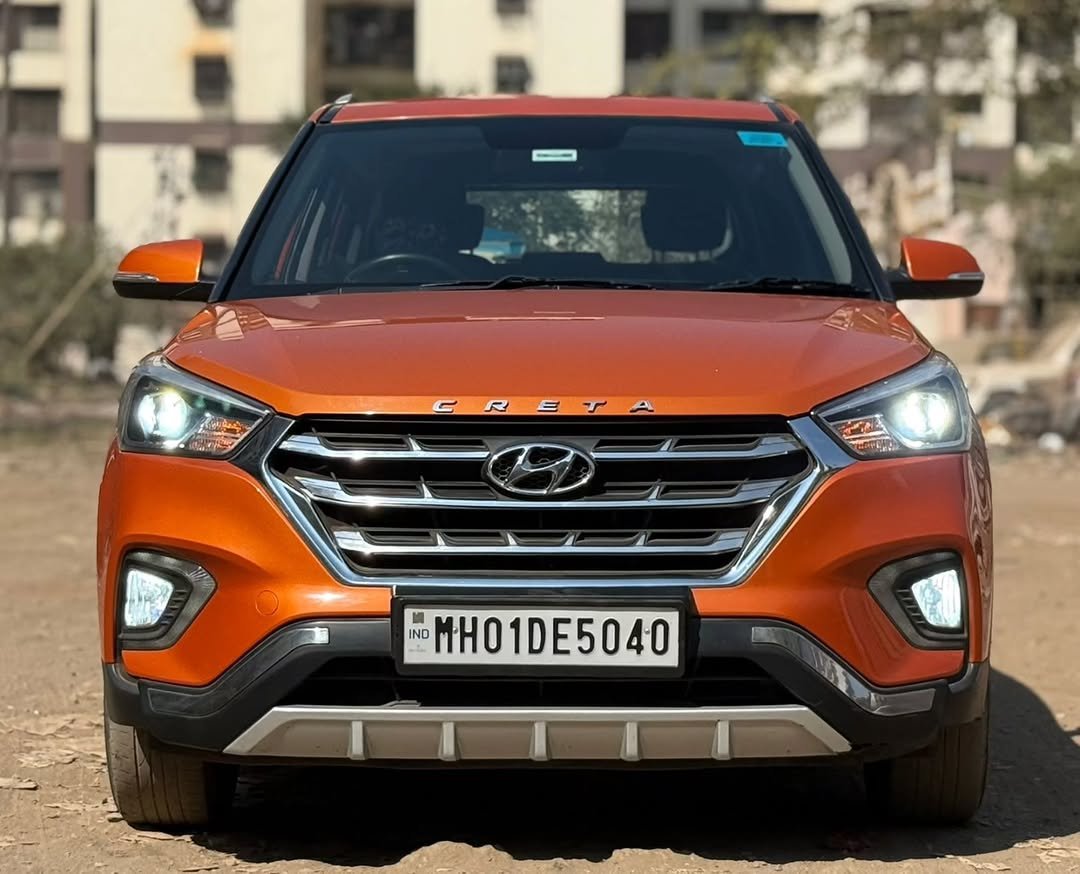 Photo by CAR ZEO on December 18, 2025. May be an image of car, windshield, wheel, road and text that says 'CRETA IND MHO1DE5040'.