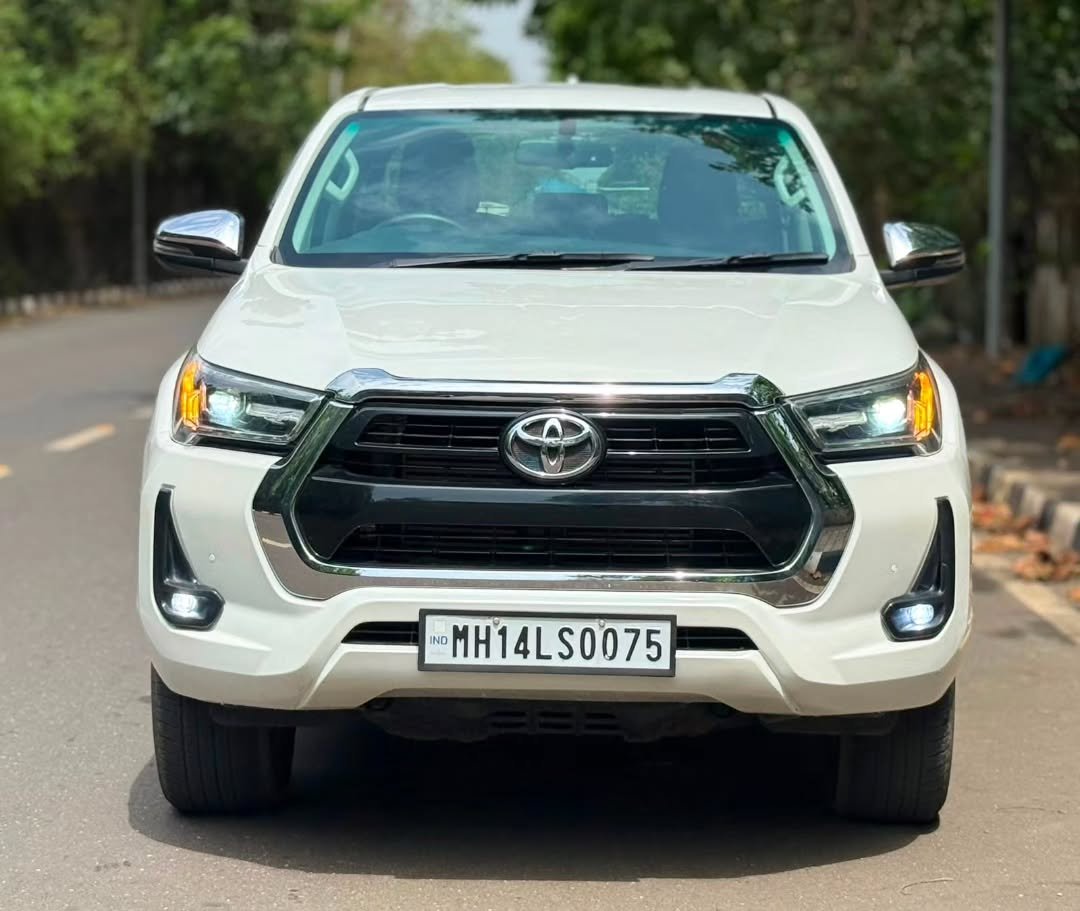 car_zeo 게시물 이미지: *TOYOTA HILUX HIGHT AT M1G*
Registration Year...