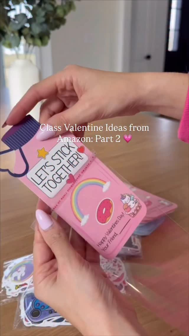 caramurtaugh 게시물 이미지: You can comment “class valentines” and they’ll...