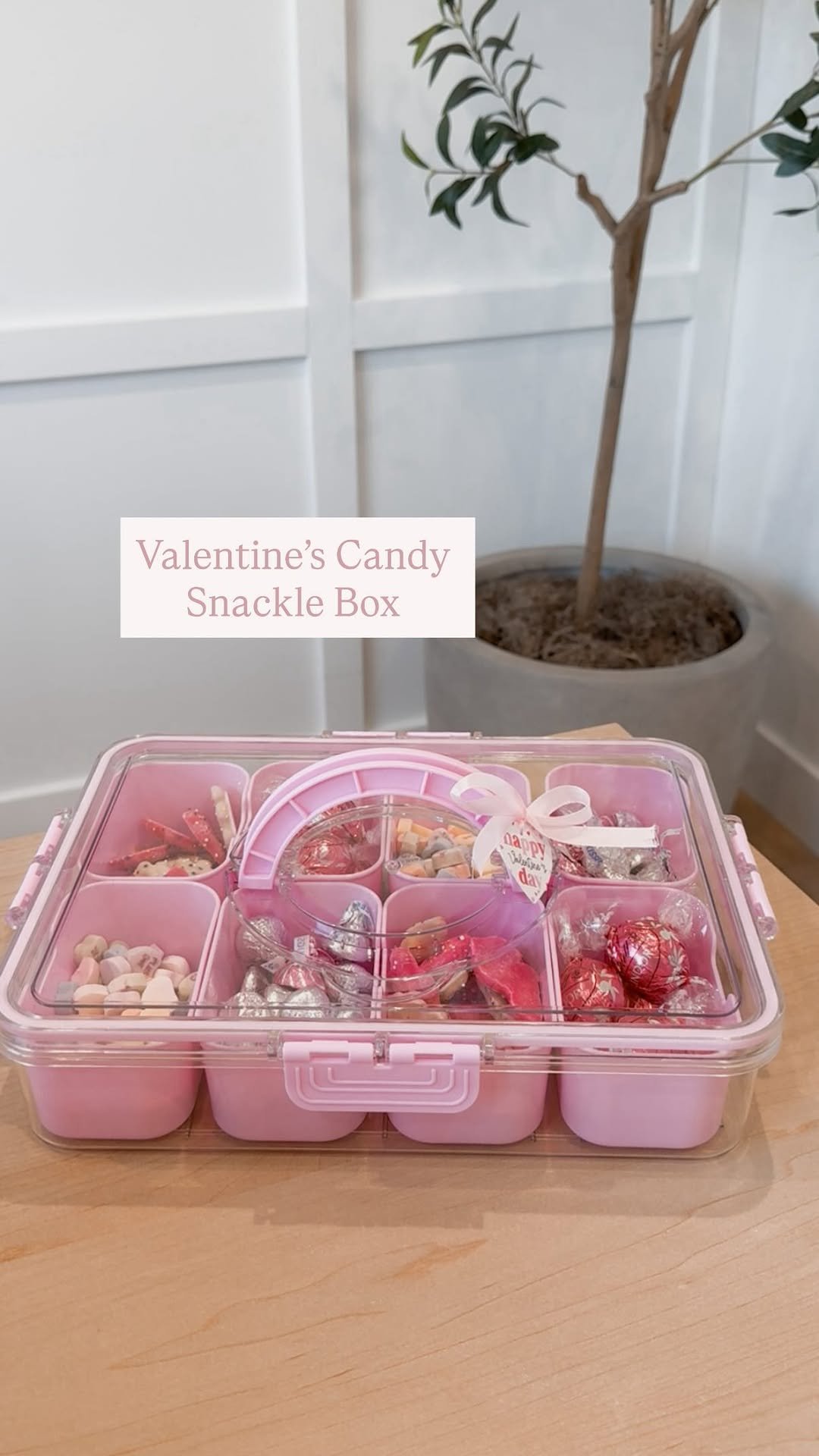 caramurtaugh 게시물 이미지: You can comment “Valentine” and it’ll be sent...