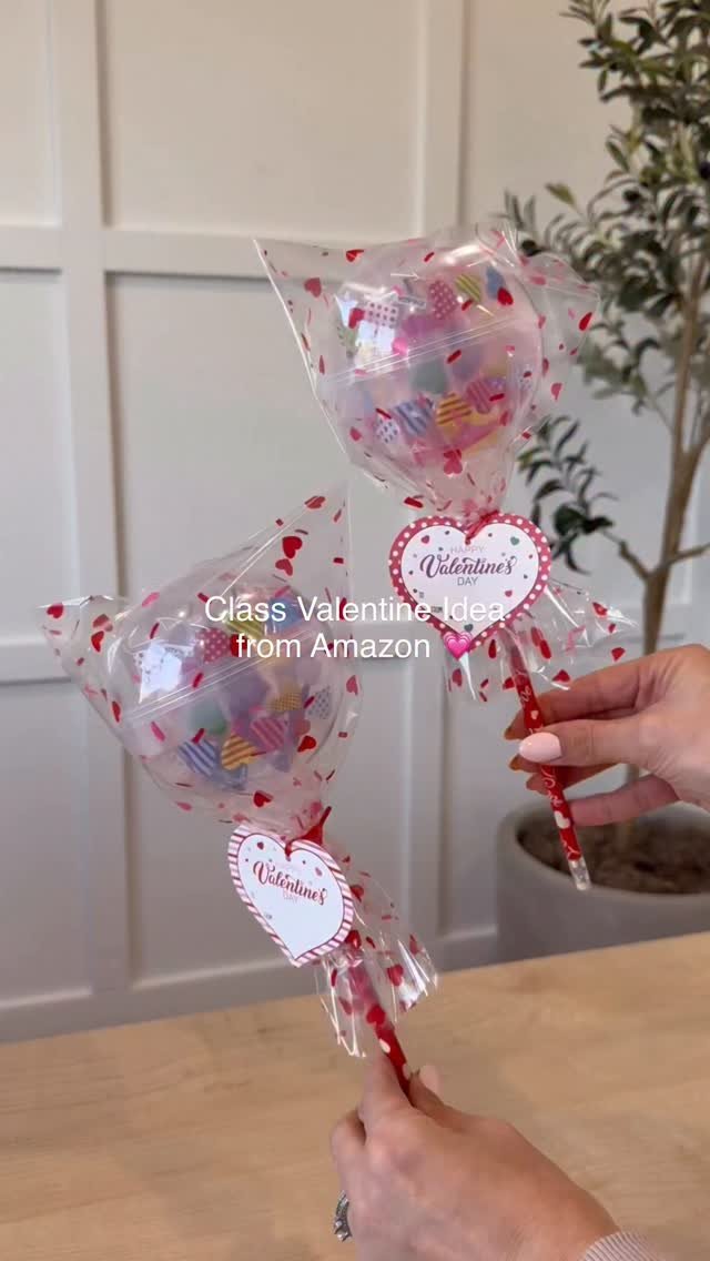 caramurtaugh 게시물 이미지: Comment “lollipop” and they’ll be sent right...