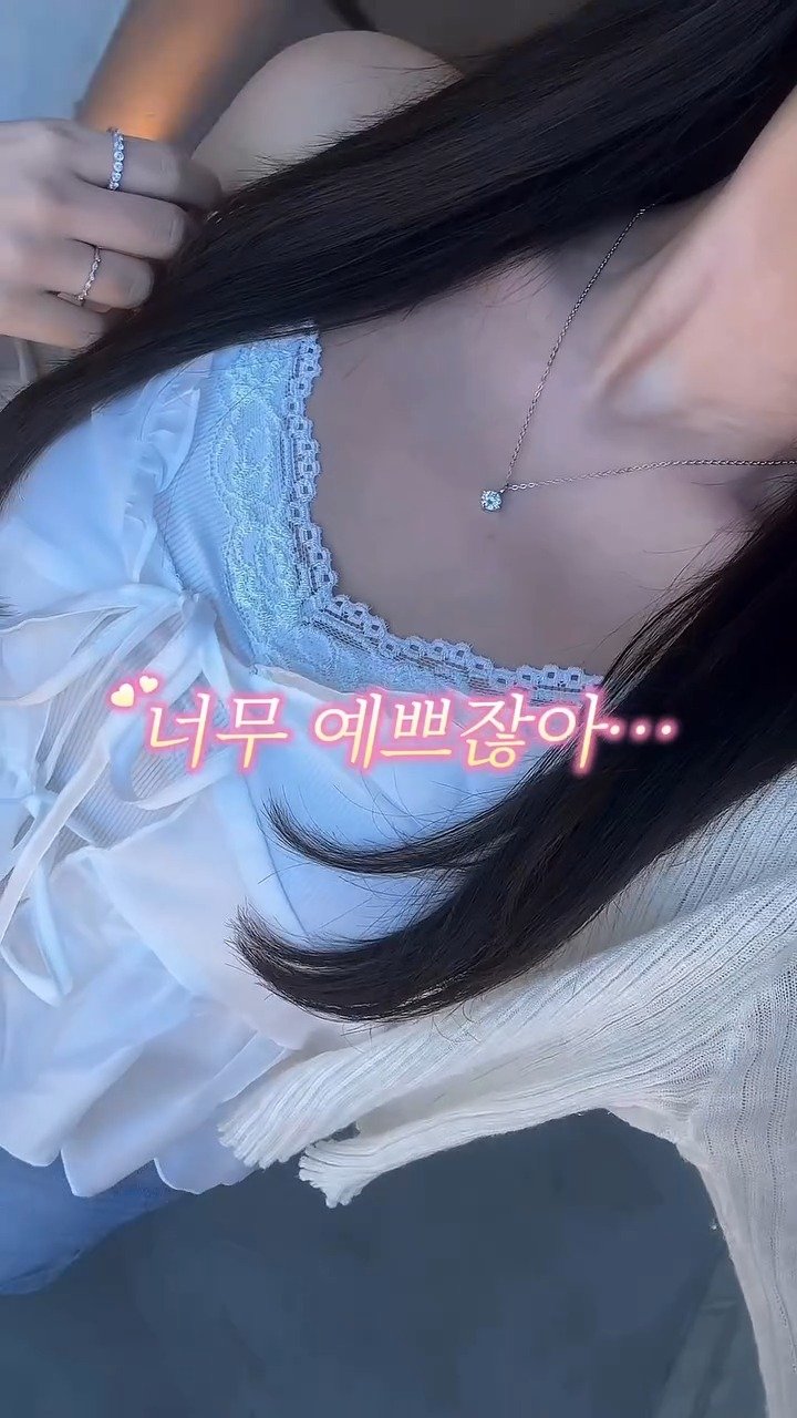 caratme.kr 게시물 이미지: 3초 만에 예뻐지는 비결💗시뮬럿다이아 광채
.
.
#캐럿미 #시뮬럿다이아...