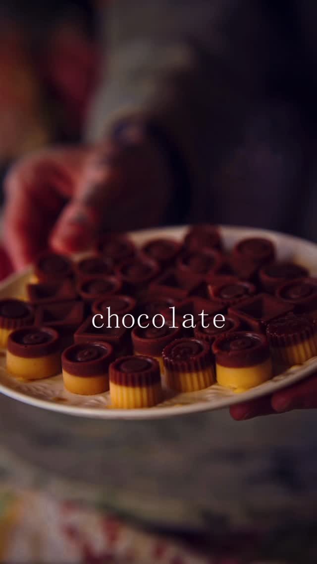carnivore_connoisseur_ 게시물 이미지: Healthy af chocolate 🍫 

Find my cookbook,...