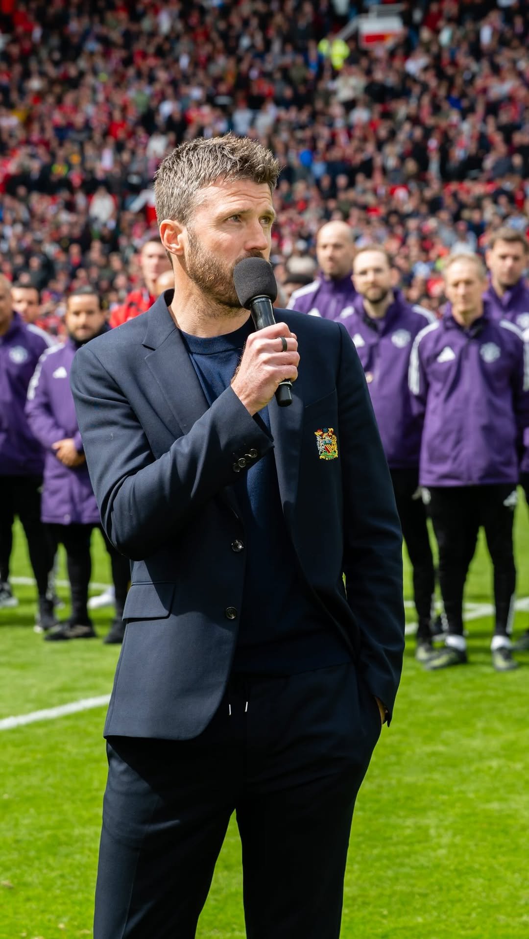 carras16 게시물 이미지: 🎤 Signing off at Old Trafford with a few words...