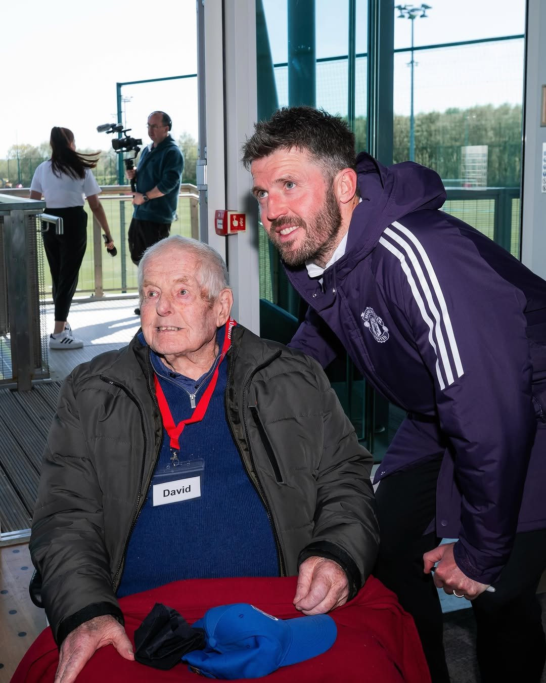Michael Carrick with a fan at the Foundation's Dream Day.