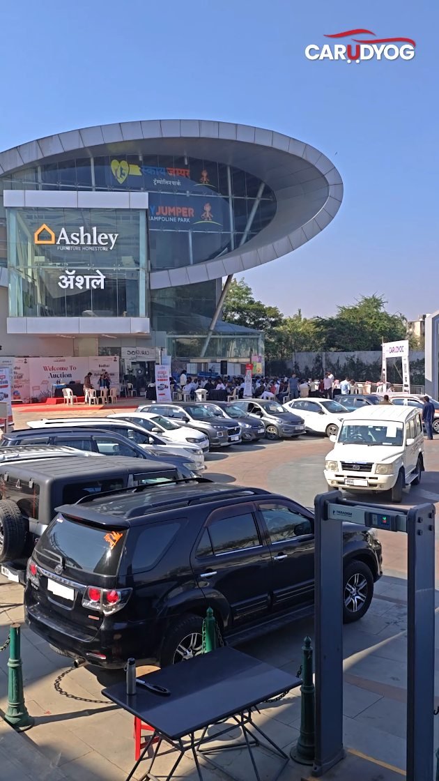 carudyogofficial 게시물 이미지: Dekho na guyzzzzzzz🫨 USED CAR LIVE...