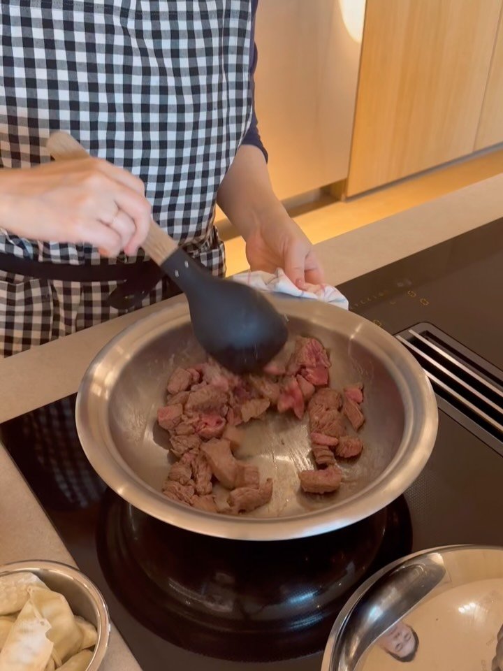 casa_rim 게시물 이미지: 하트모양 떡을 사서 떡만두국 끓였더니
딸이 떡국이 사랑스럽다며ㅋㅋ
저희집은...