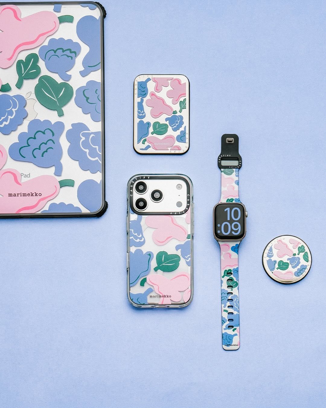 casetify_kr 게시물 이미지: 기쁨은 어디에나 존재한다는 아름다운 철학🌸🩵

마리메꼬와 케이스티파이가 함께 그려낸...