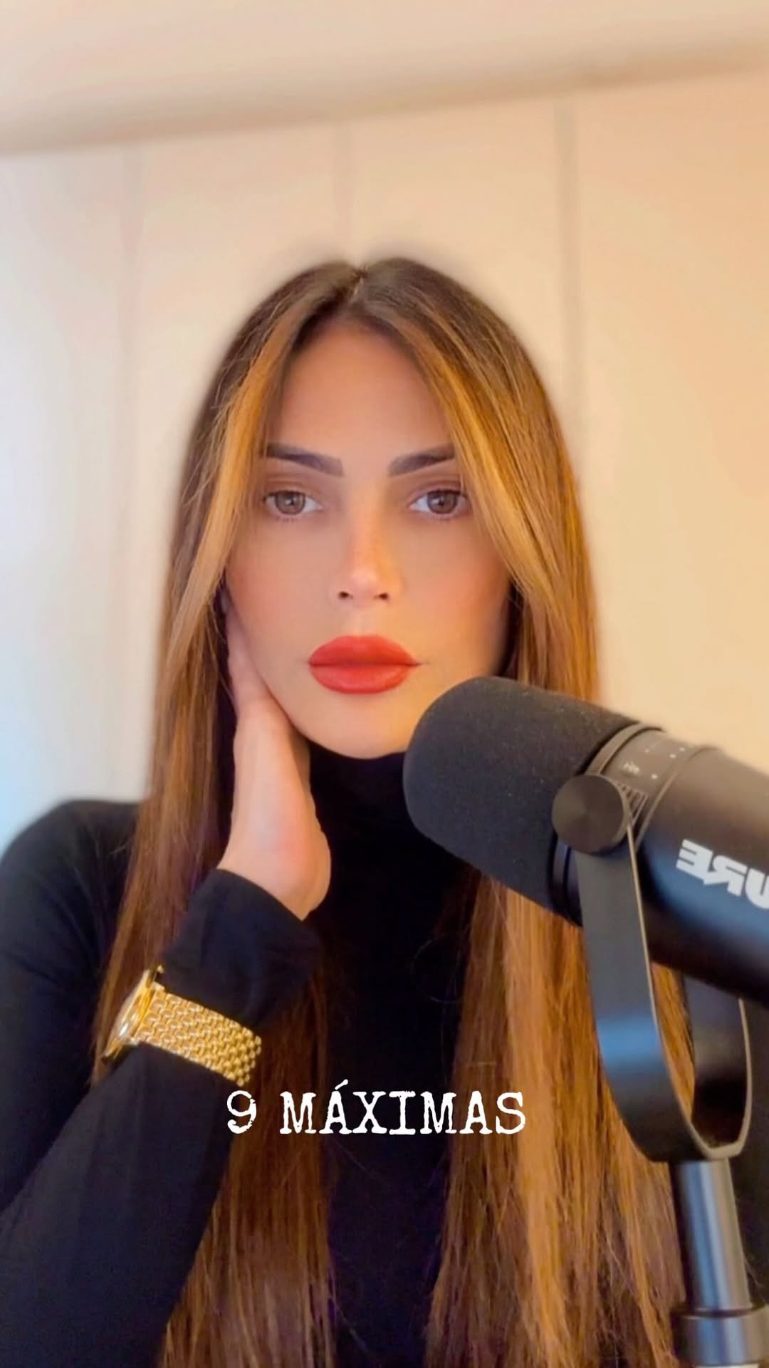 caterinavalentino 게시물 이미지: 𝐄𝐬𝐭á𝐧 𝐝𝐞 𝐚𝐜𝐮𝐞𝐫𝐝𝐨⁉️

Compártelo a lo mejor...