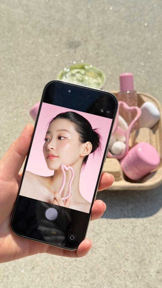 cclime.beauty_kr 게시물 이미지: 쉿🤫 끌러버들에게만 알려주는
끌링으로 자연스럽게 예뻐지는 방법🩷

3D 입체 리프팅...