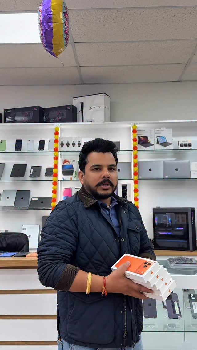 cellcarebrampton 게시물 이미지: Black Friday deals start at cell care brampton...