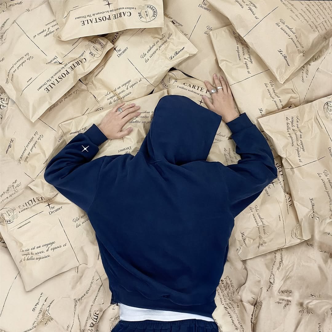 Photo by 은우 Eunwoo on September 19, 2025. May be an image of beanbag chair, newspaper and text.