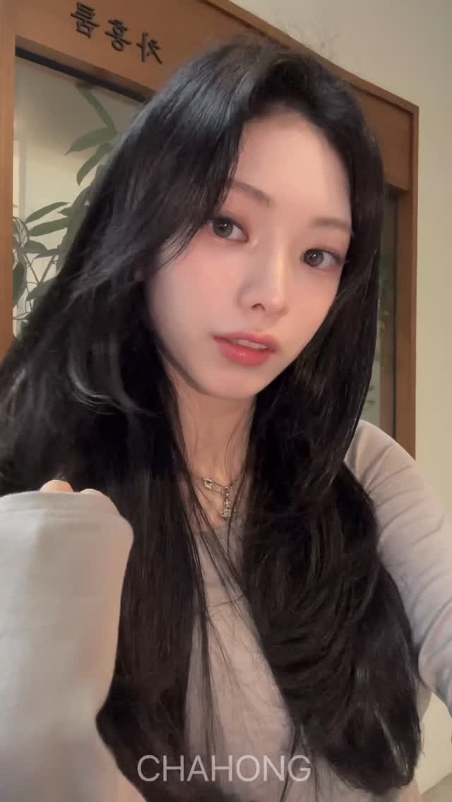 ch_hosuun 게시물 이미지: 텍스쳐가득-!🤍#하이레이어드펌 #허그펌
⠀
가볍지만 볼륨감있는 스타일을...