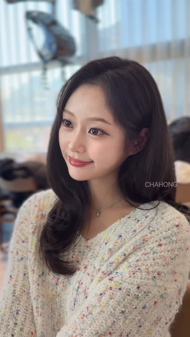 ch_hosuun 게시물 이미지: 너무 붉지 않고  너무 애쉬하지도 않은
피부톤이 정돈돼 보이는 브라운
#스킨브라운...