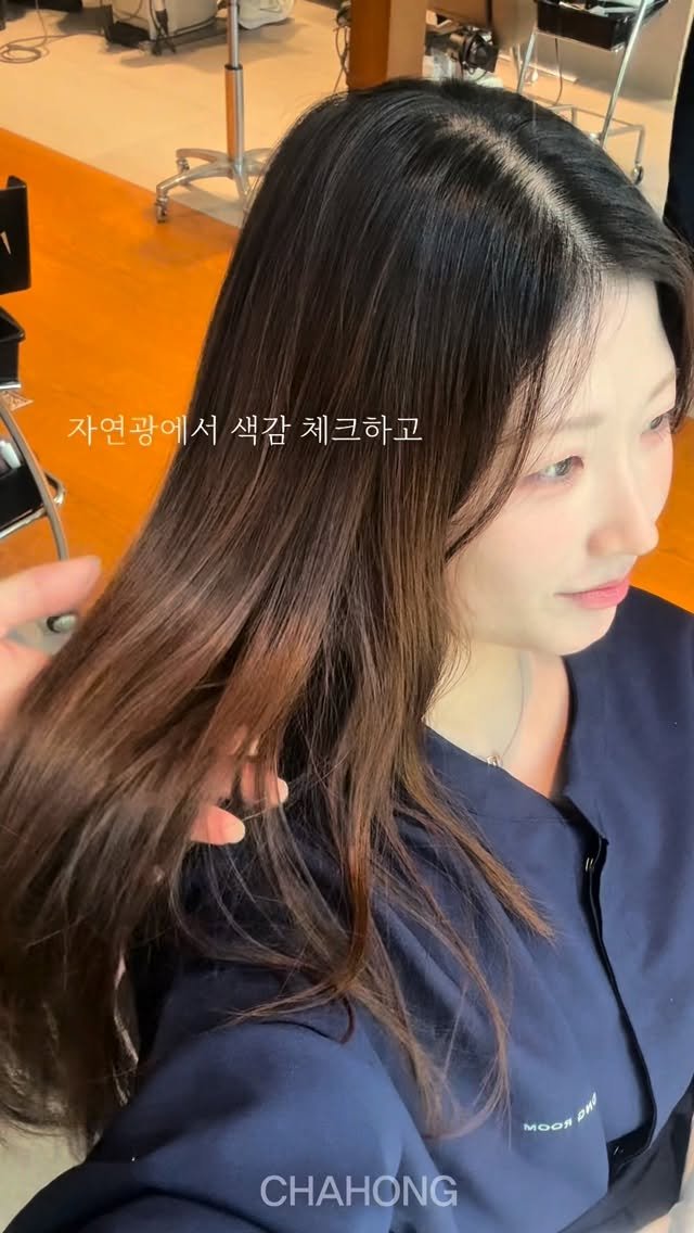 ch_hosuun 게시물 이미지: 모카브라운 + 애쉬 뮤트톤이 섞인 중간톤 브라운
#모카무스
#모카브라운
​
노란기나...