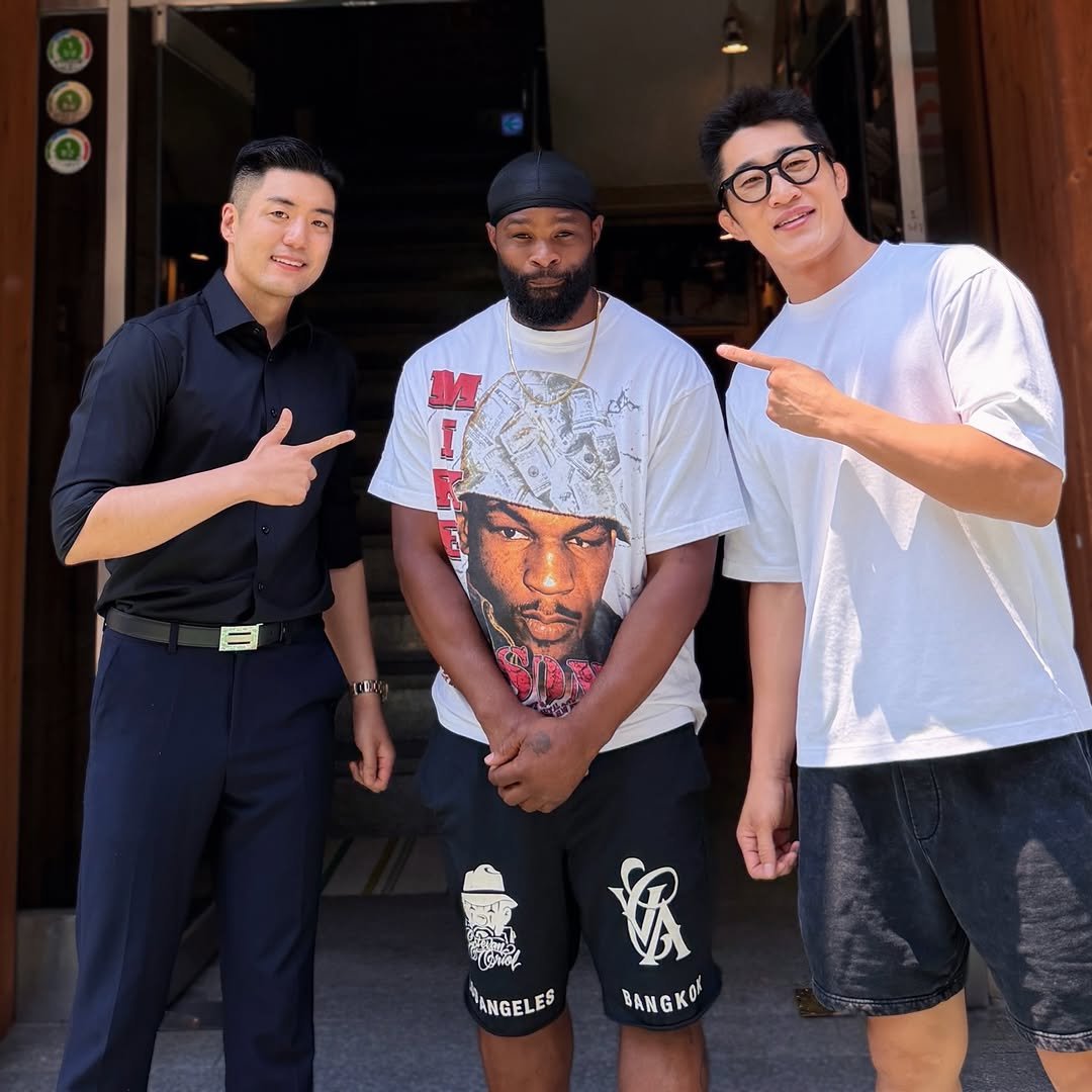 chador_mma 게시물 이미지: 전 UFC 웰터급 챔피언 타이론 우들리 선수가 한국에 왔습니다!! 🔥

무려 12년...