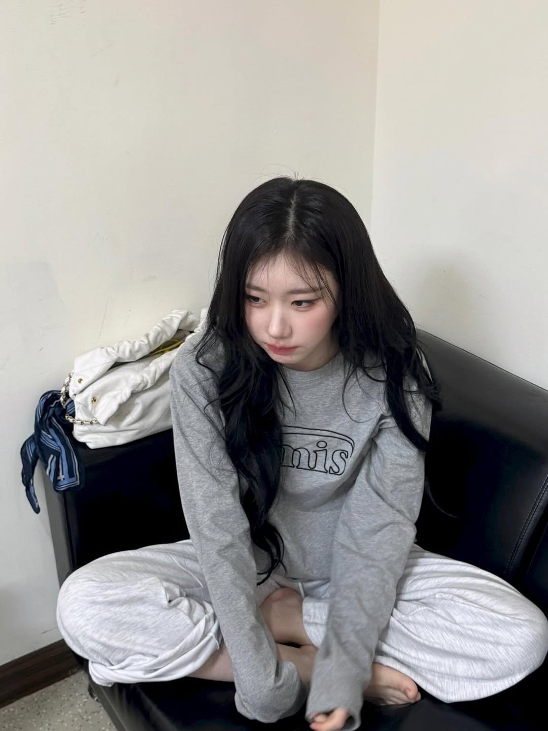 Photo by CHAERYEONG on September 06, 2025. May be an image of 1 person, braids, sweatpants, top and text.