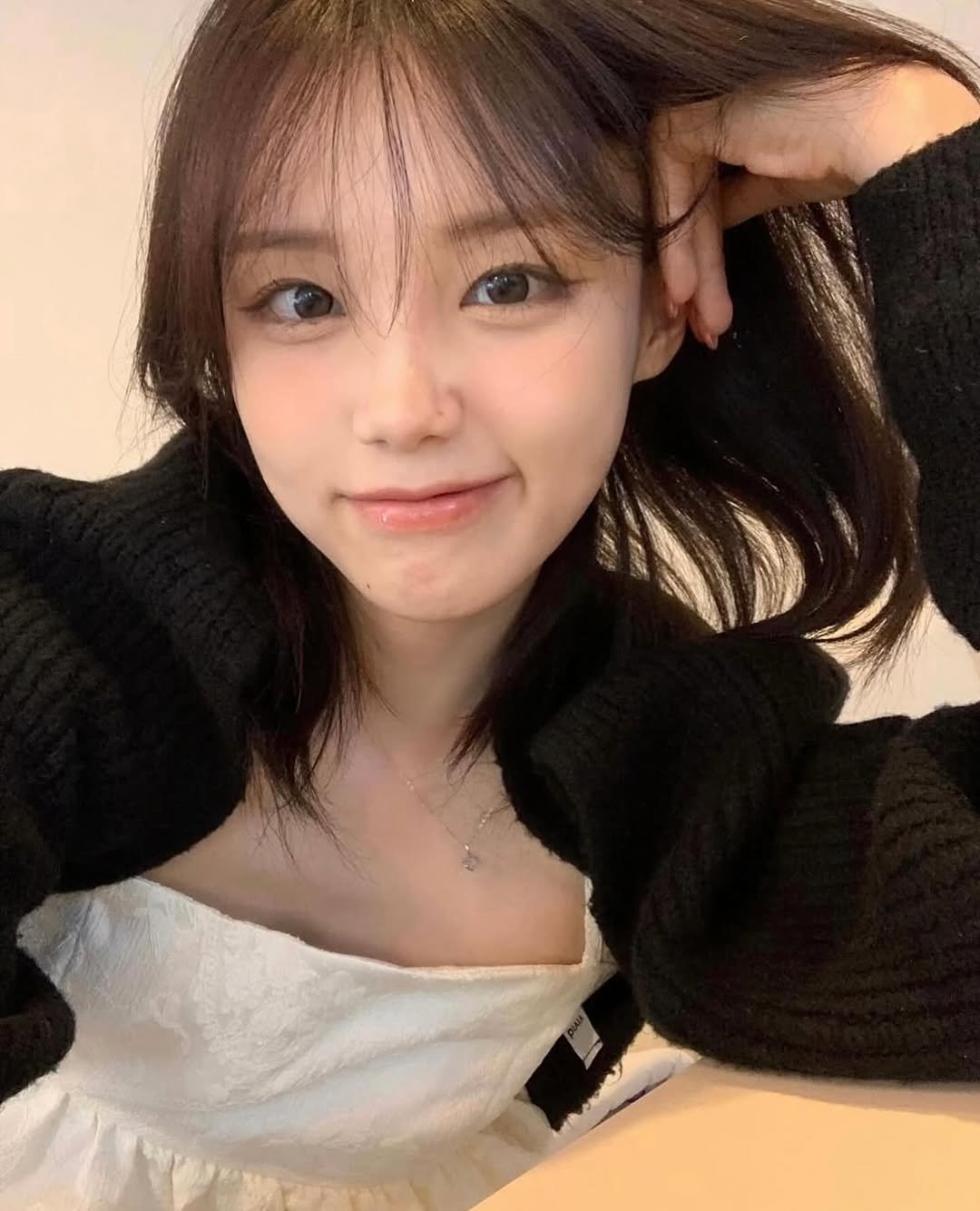 Photo by 차진아 on November 10, 2025. May be a selfie of one or more people, hair, top and text.