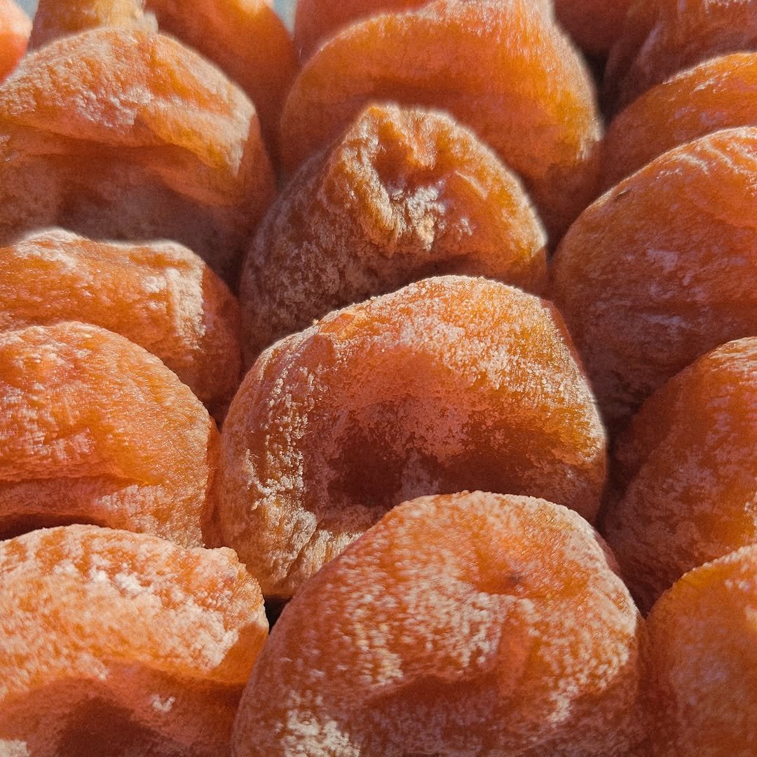 Photo by 찰떡부자 on December 17, 2025. May be an image of fritter, powdered sugar and text.