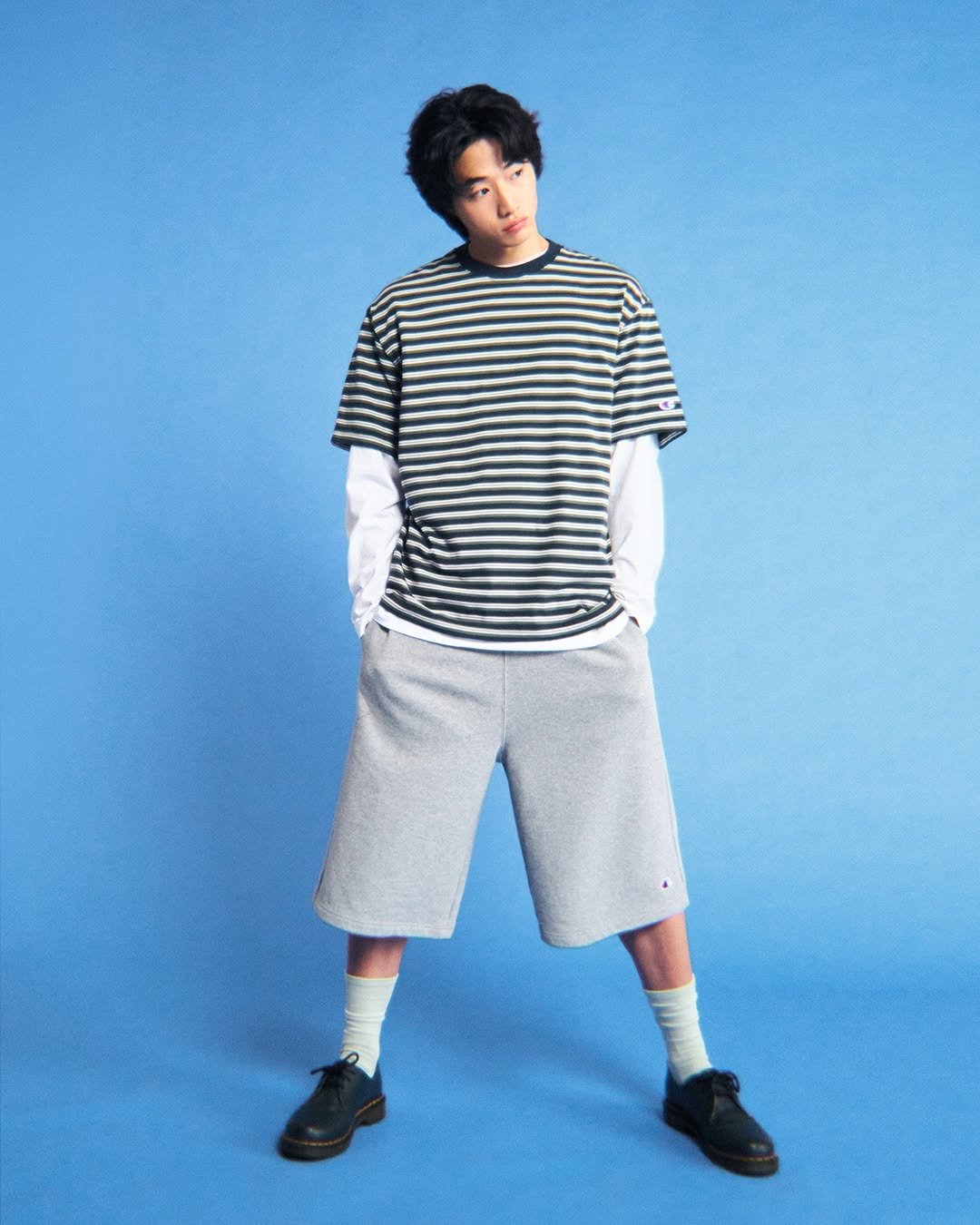 champion_korea 게시물 이미지: 감각적인 스트라이프 패턴과 여유로운 실루엣.
가볍게 즐기는 데일리 룩.

#챔피온 #Champion