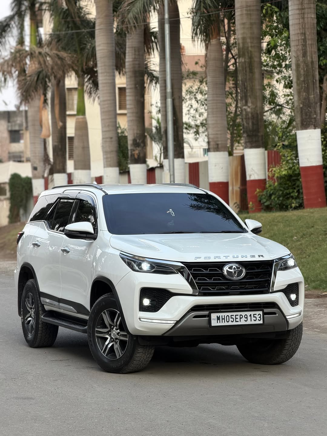 chanakya_cars__nashik_ 게시물 이미지: MAKE:- *TOYOTA* 
MODEL: *FORTUNER 2.8 4X2...
