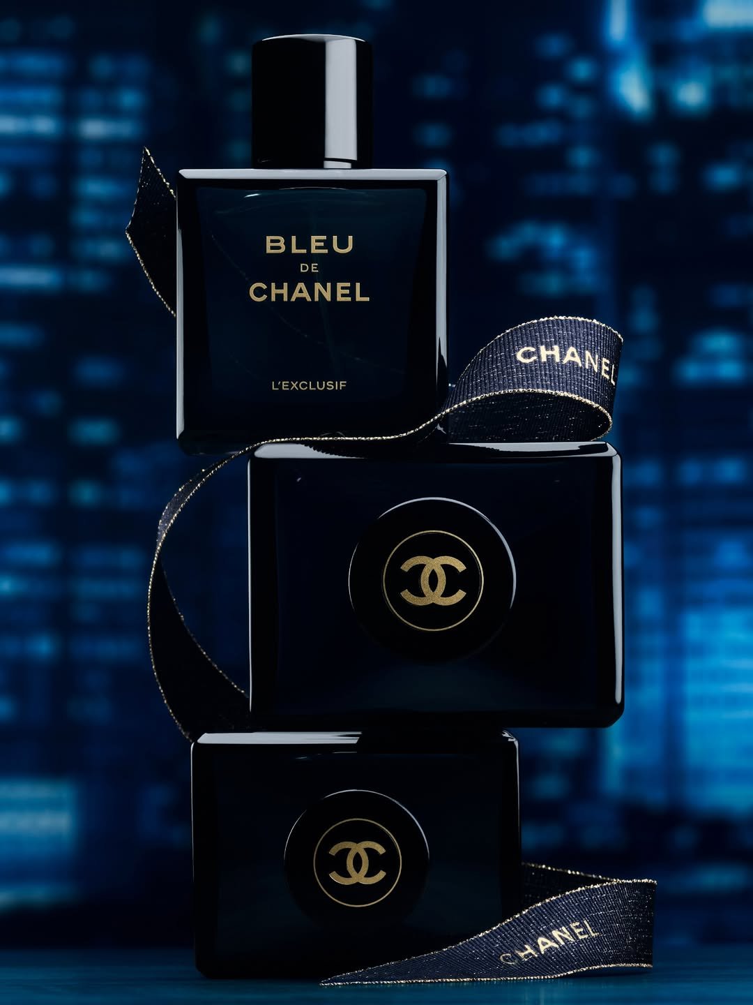 chanelofficial 게시물 이미지: BLEU DE CHANEL L’EXCLUSIF.

This Father’s Day,...