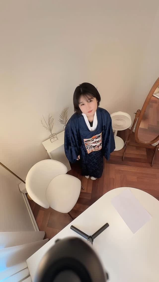 chanyday 게시물 이미지: 놀랍게도 일하는 중임니다
#영상마케터