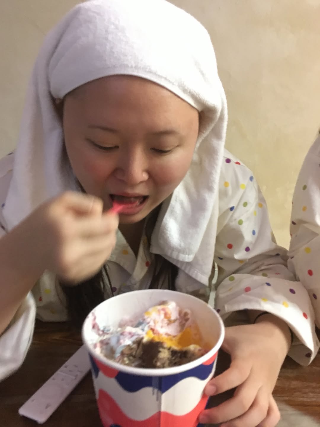 Photo by 찰스 on November 08, 2025. May be an image of gelato, ice cream, bath robe and text.